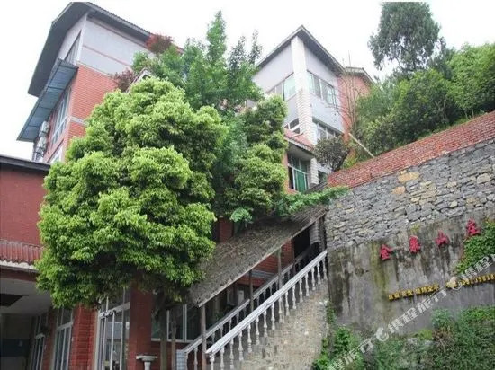 Jinquan Hostel
