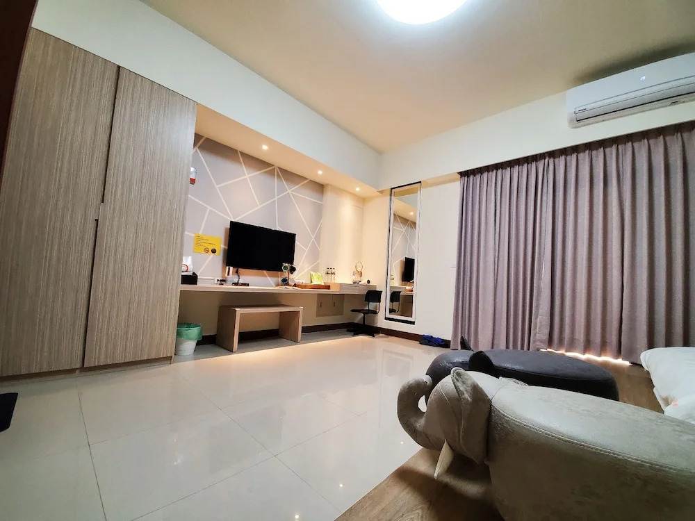 Poetry Homestay