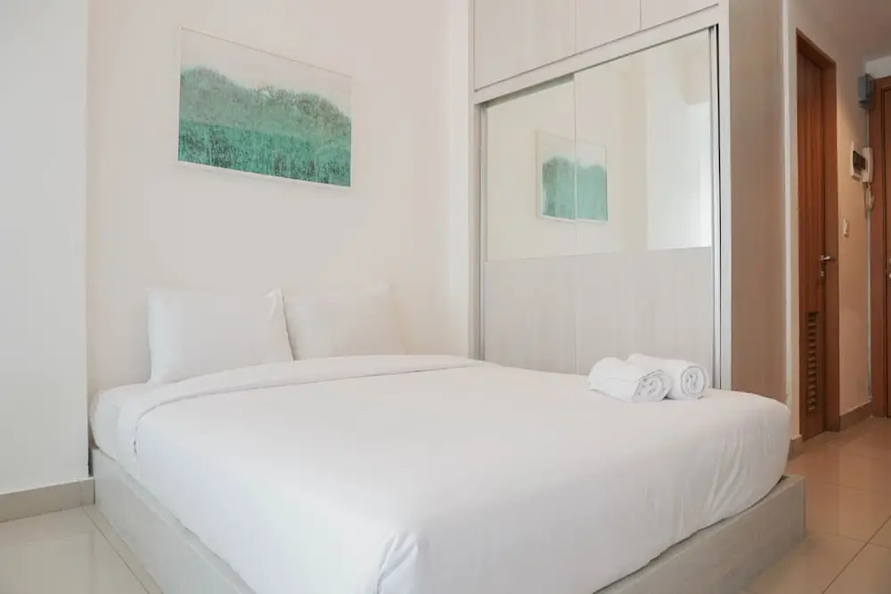 Cozy Studio Apartment with City View The Nest Puri