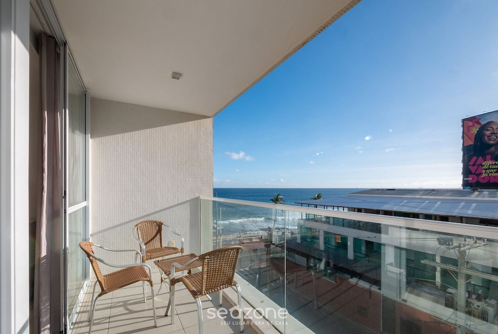 Your Complete Stay in Barra, 50 m From the Beach Exps