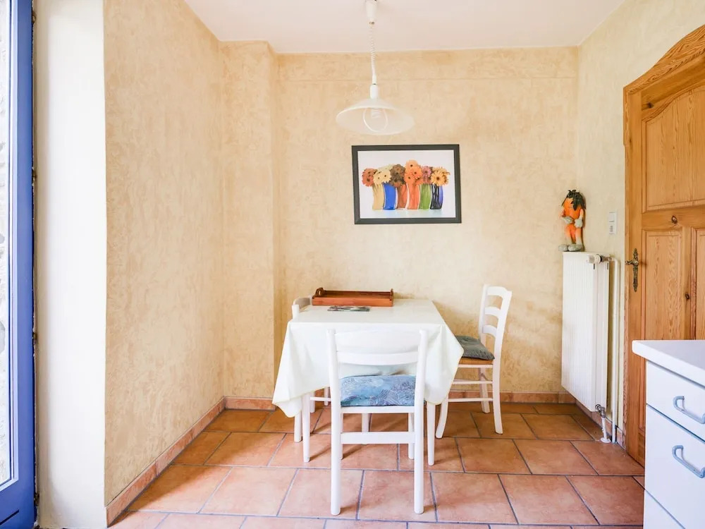 Charming Sea View Apartment in Lozen