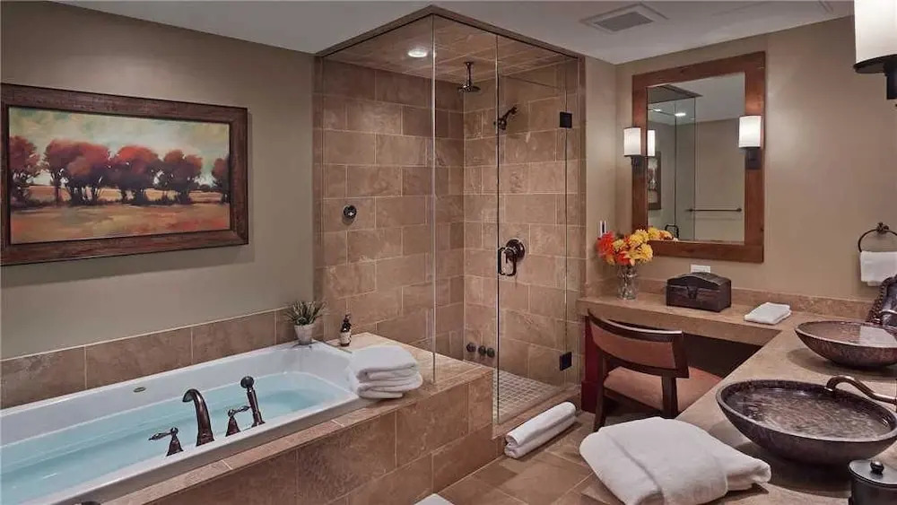 Heavenly Peak 310 4 BedroomCondo By Moving Mountains