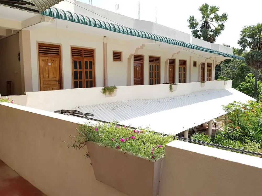 Hotel Alas Garden