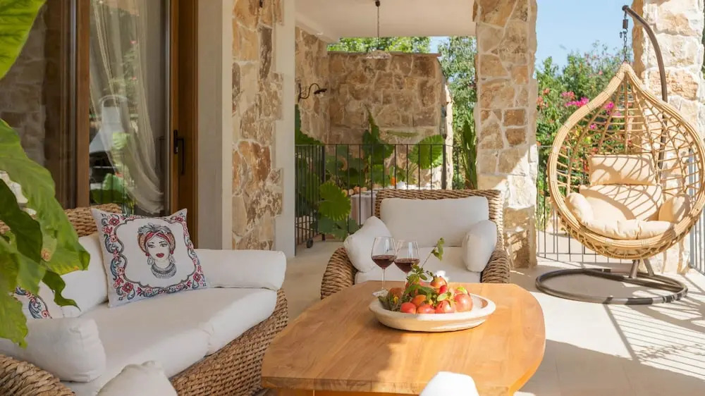 VILLA I MORI 4, Emma Villas