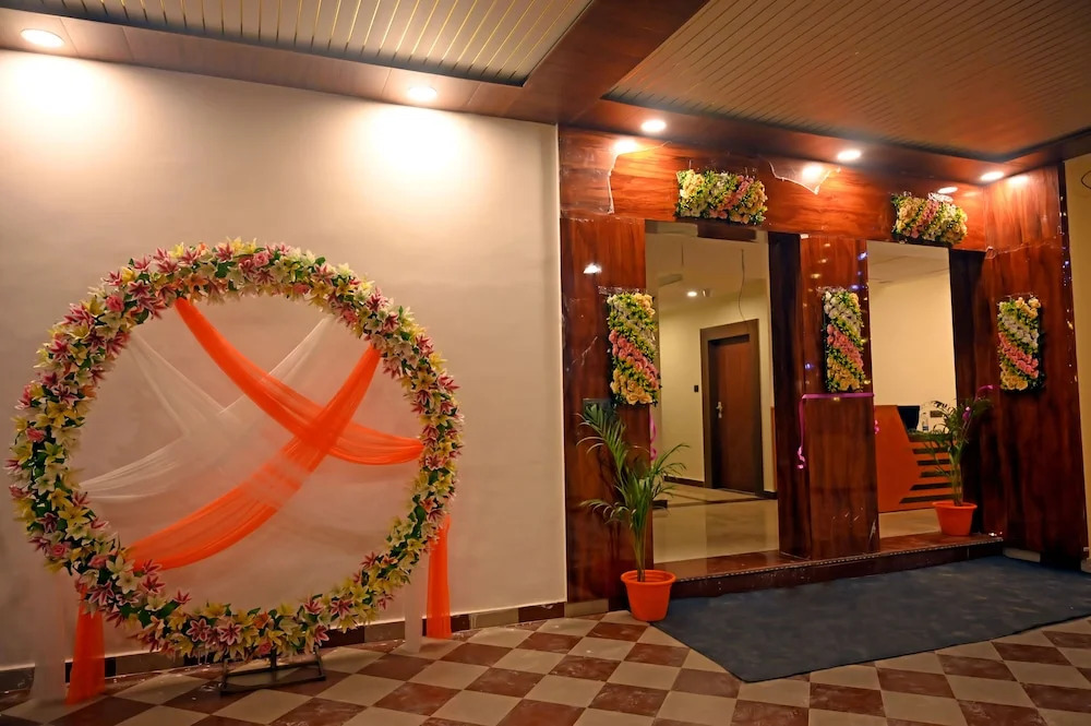 Sri Ram Janki Palace