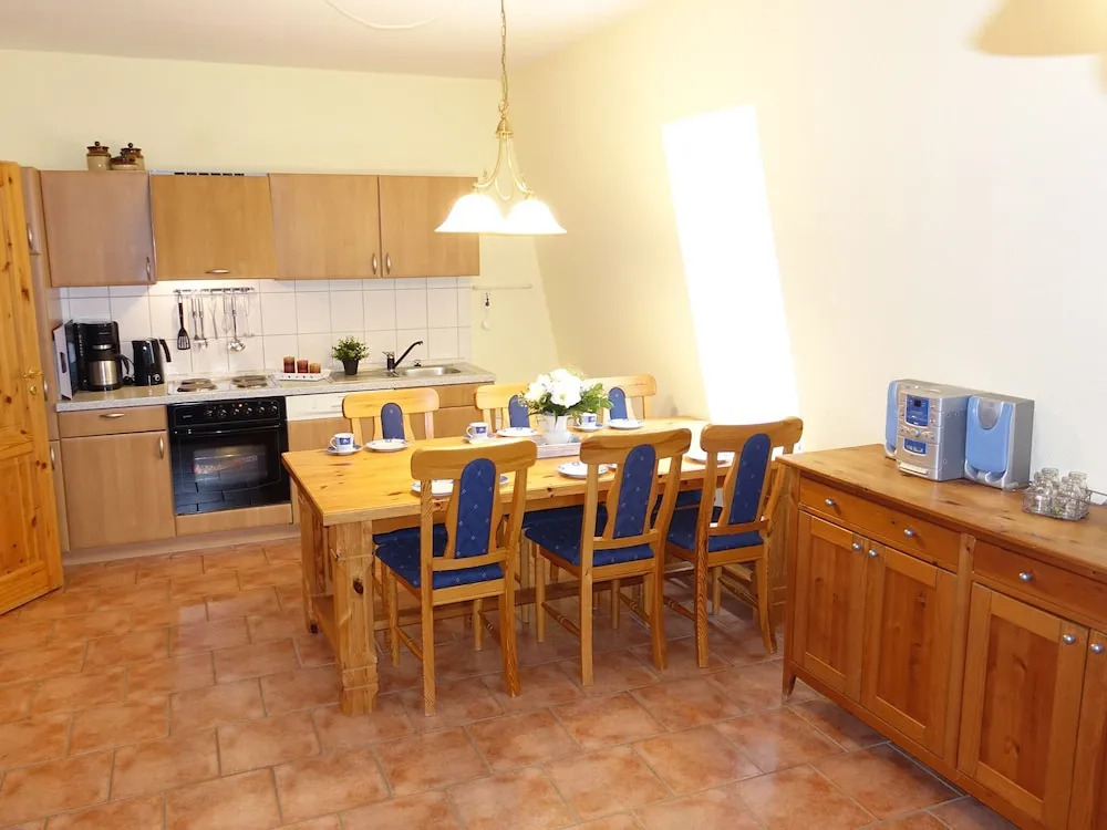 Intercontinental Family Home - North American Mediterranean Vacation Rentals