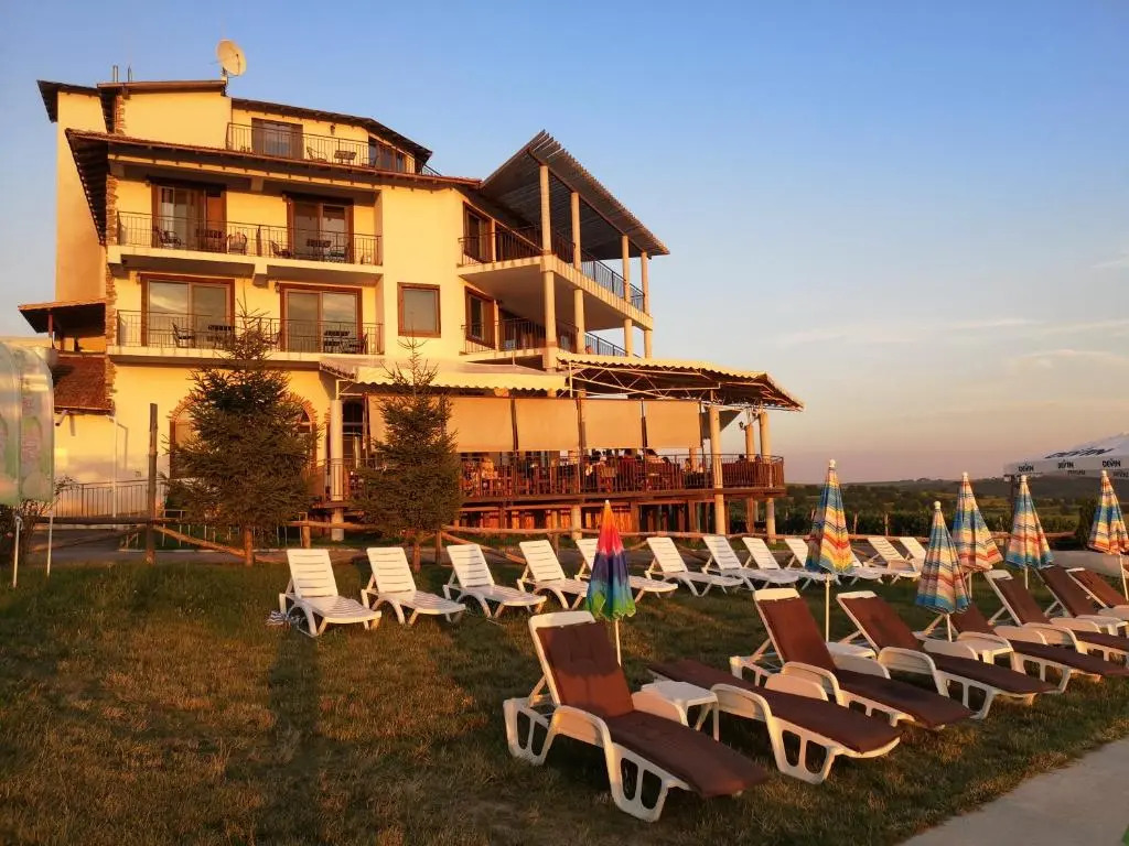 Seven Generations Winery Hotel