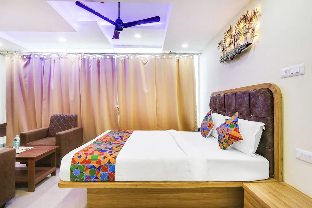 Fabhotel Prime Ravila Grand