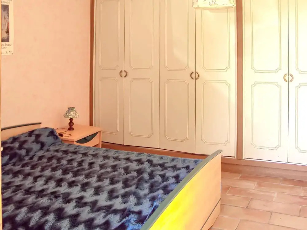 Apartment With 2 Bedrooms in Cavalaire-sur-mer, With Enclosed Garden -