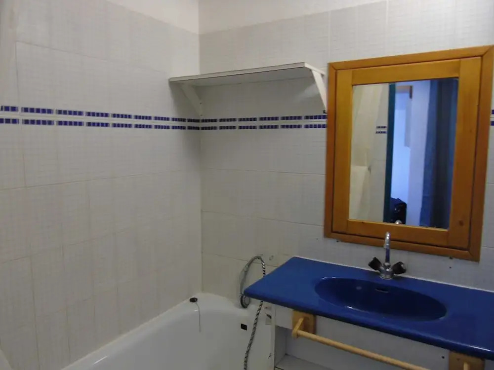 Lou Services Apartment THA20 LSI 001