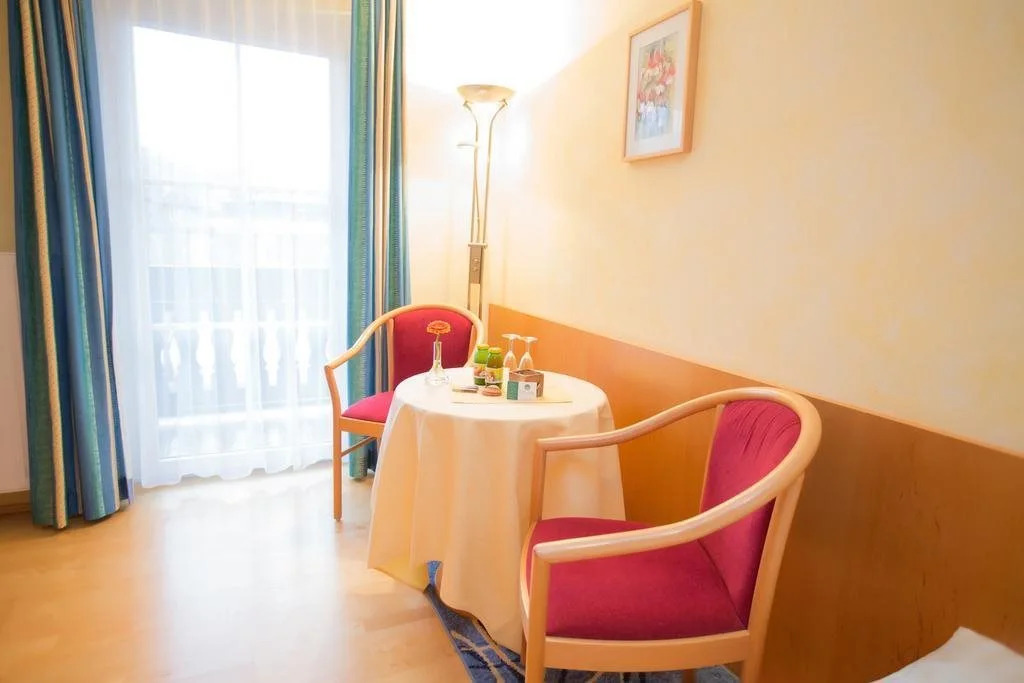Whats-App Self-Check-IN - Villa Maria Theresia
