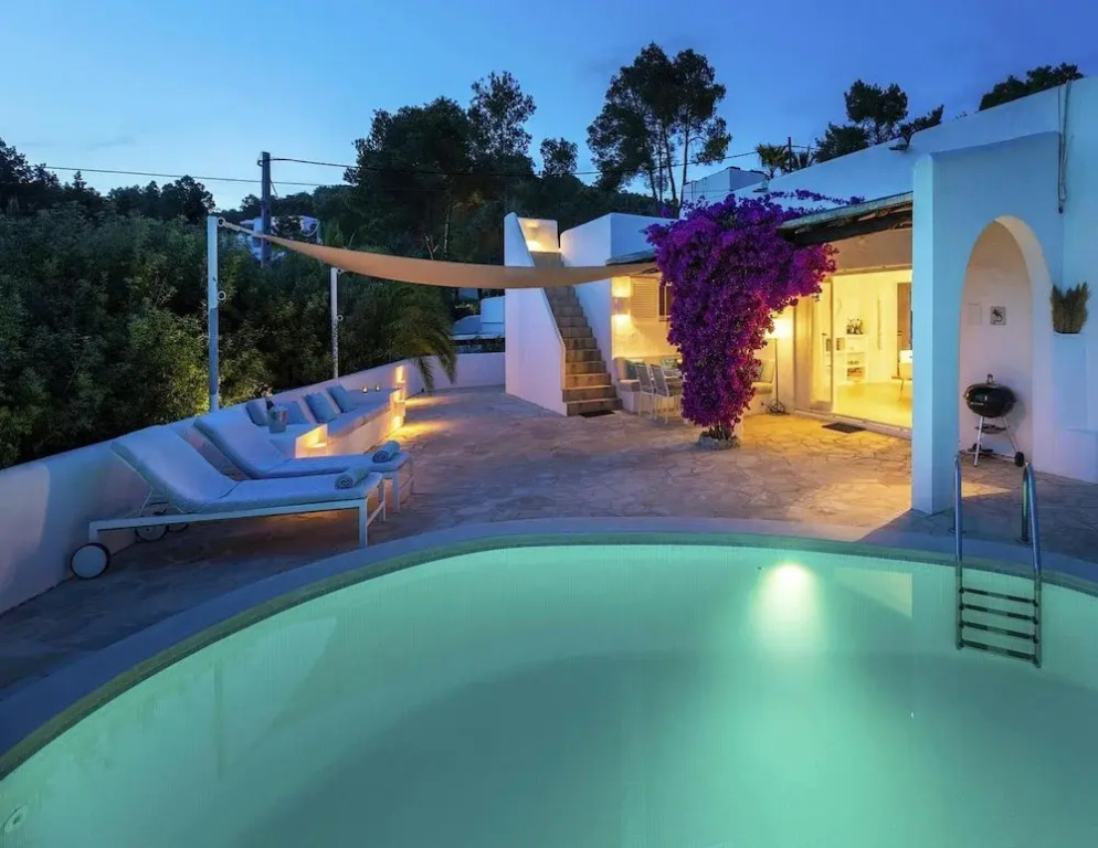 Tranquil Villa With Private Pool
