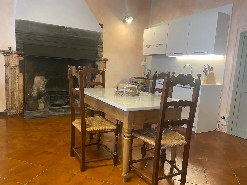 CASA DI NONNA RINDA-Via del Castello n6