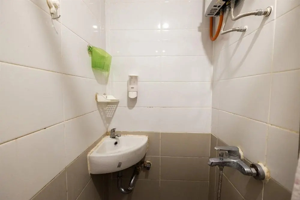 Comfort 2BR with Pool View Green Pramuka City Apartment
