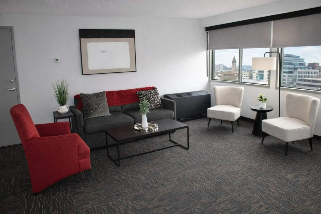 Ramada Plaza by Wyndham Regina Downtown