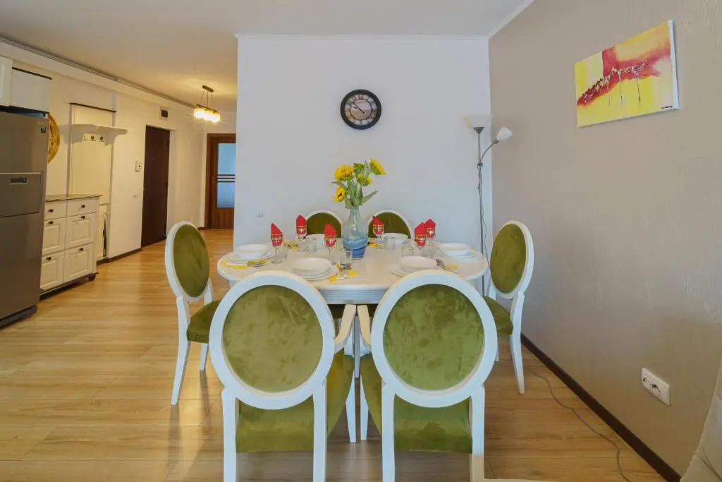 5* mansion in city center