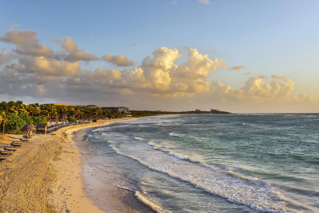 Grand Palladium Select White Sand Resort & Spa - All Inclusive