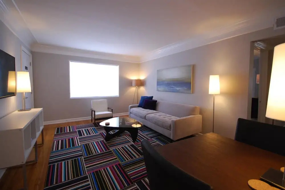 B1be Enjoy a Pet-friendly and Clean Condo Near the Beltline