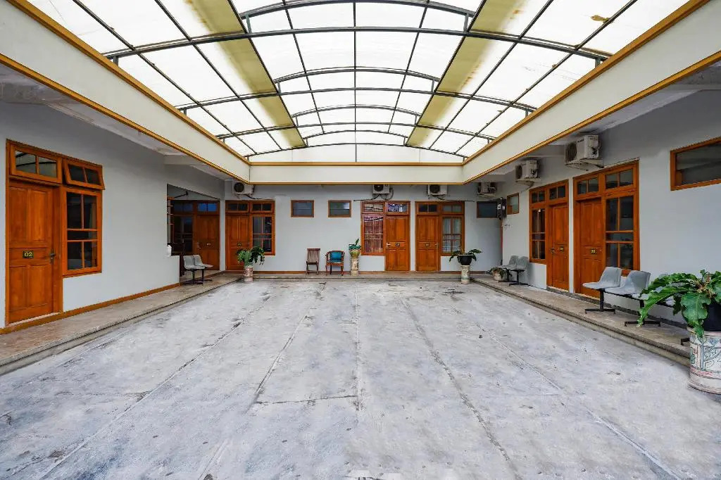 OYO 2737 D'KostNearKraton mangkunegaran