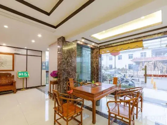 Xinchuan Hotel (Sanbao Shop of Tao Xi Chuan, Jingdezhen)