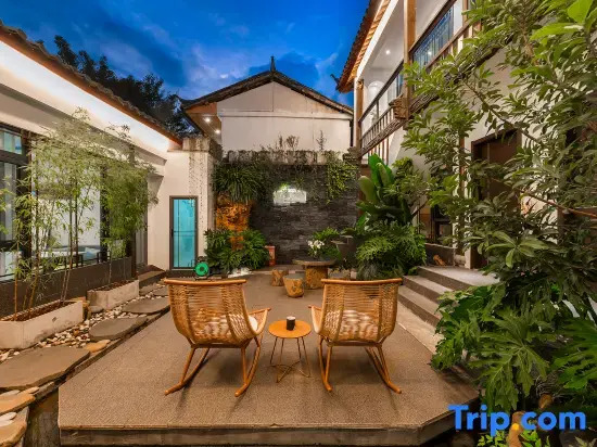 Bazen·Lijiang Travel·Zen Tea Hearth Aesthetic Bed and Breakfast