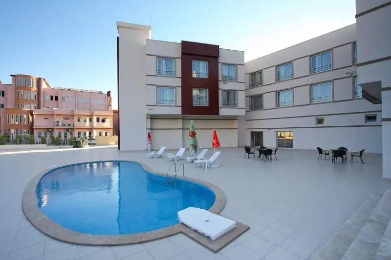 Tuna Hotel