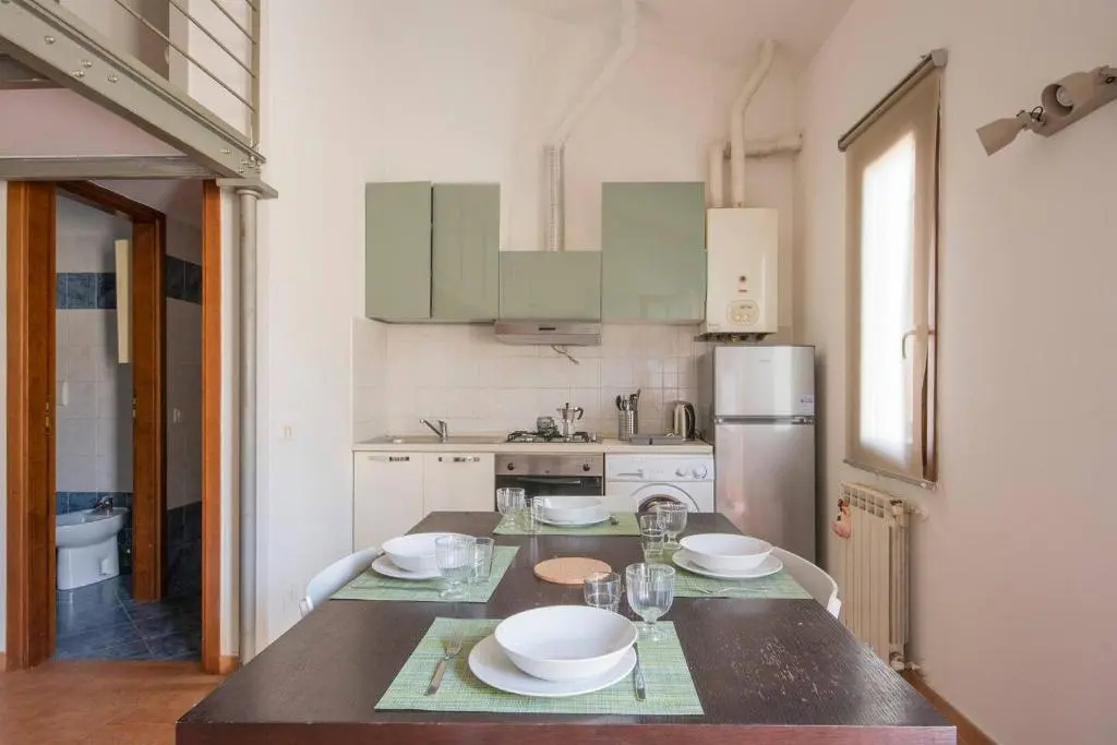 ALTIDO Spacious Apt for 4 in Pisan Residential Area