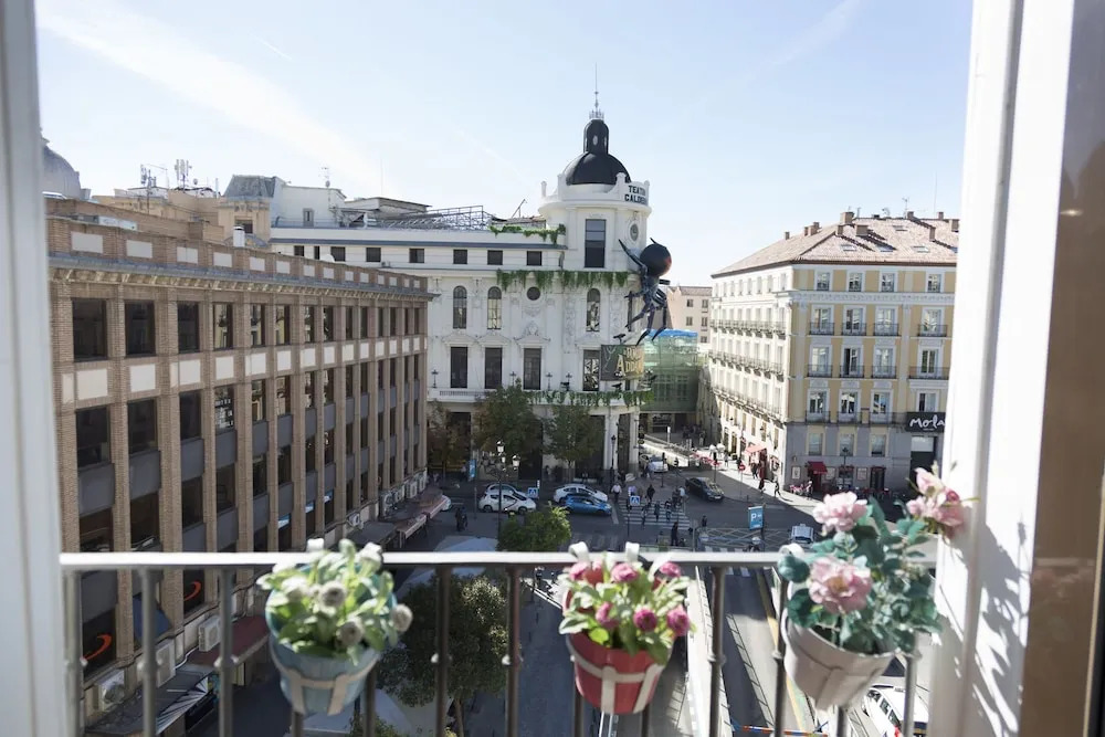 Alaia Holidays Puerta del Sol