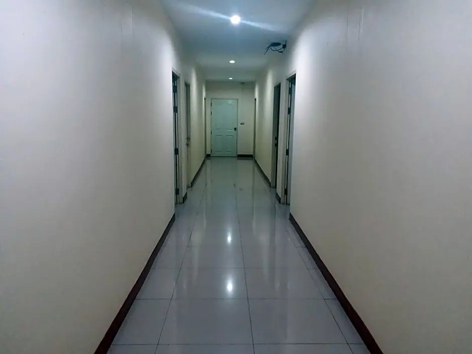 Chawalee Place
