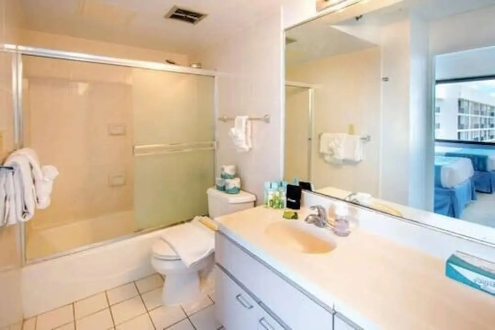 Standard Ocean View Condo - 36th Floor, Free parking & Wifi by Koko Resort Vacation Rentals