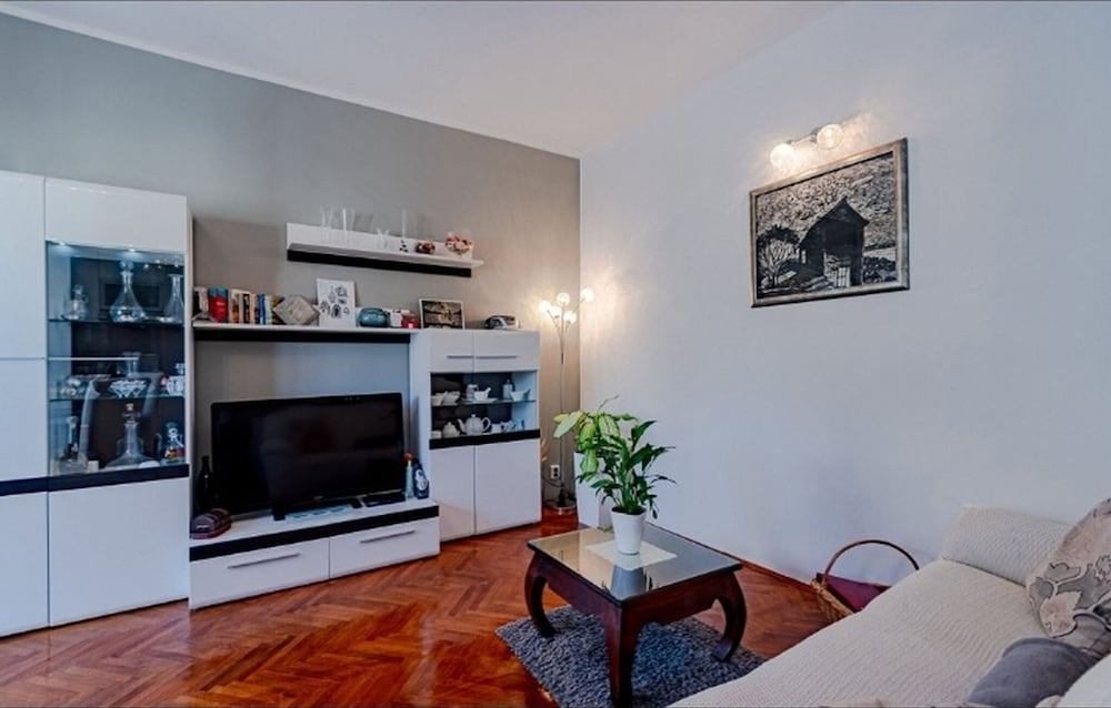 Apartment Touch