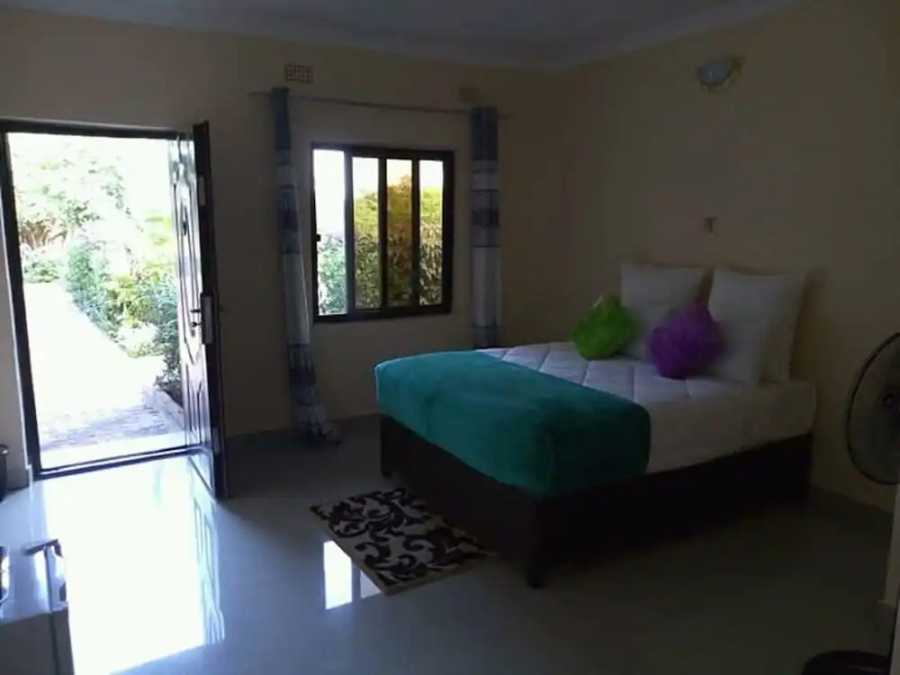 Kutwingi lodge