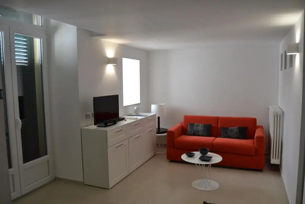 BRG APARTMENTS