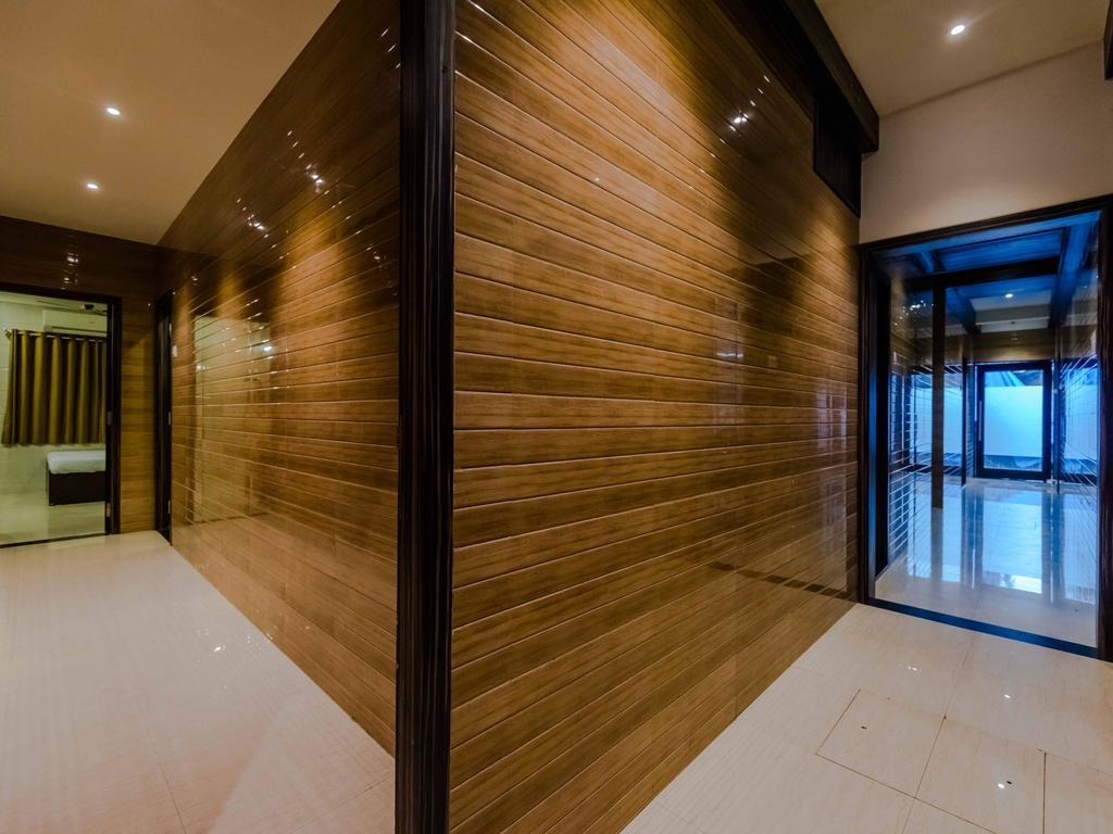 OYO 6371 Hotel Abrol