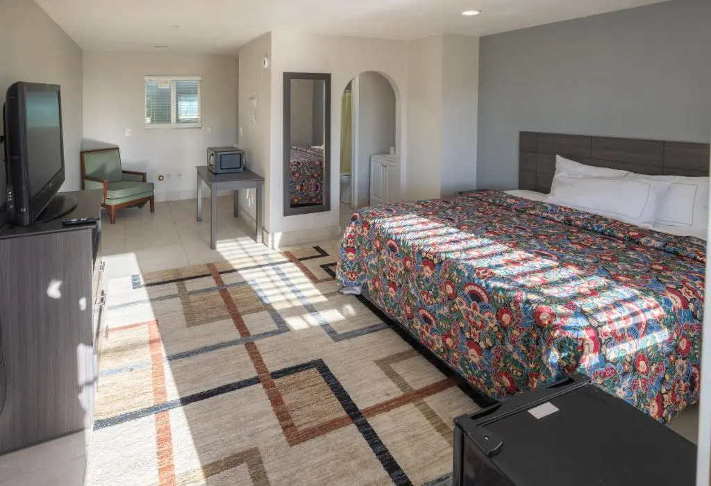 Motel 7 By OYO Near Phoenix Airport