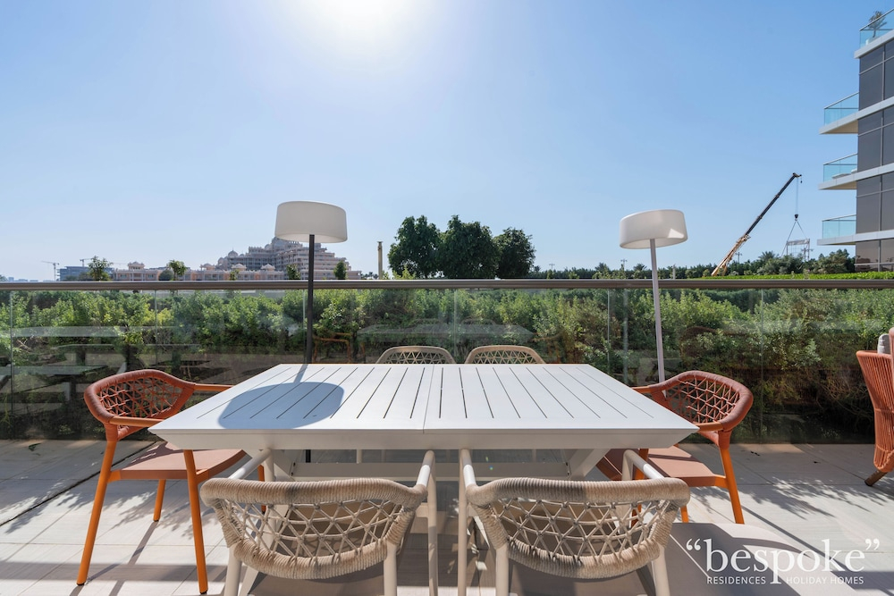 2BR with Terrace in The 8 by Bespoke