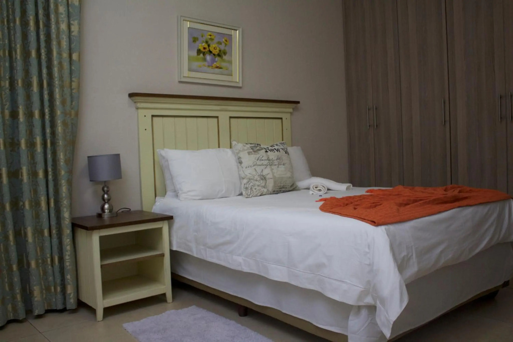 Divine Guest Lodge