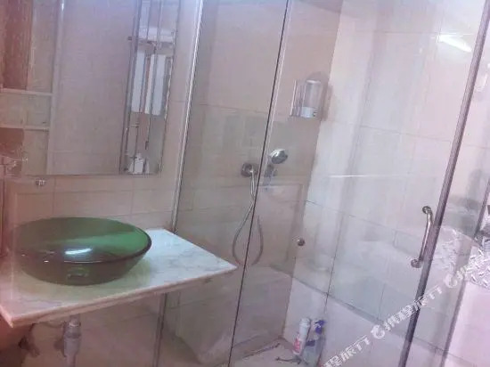 Yulan Hotel