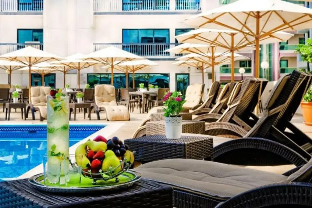Golden Sands Hotel Apartments