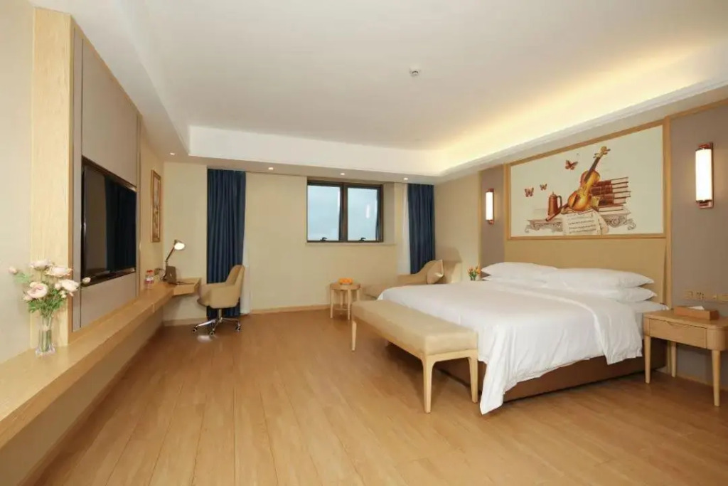 Yijia International Hotel