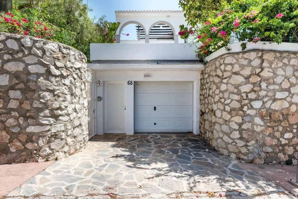 Villa - 3 Bedrooms with Pool and WiFi - 107862