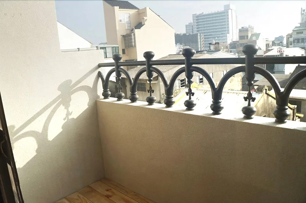 2222 Guest House