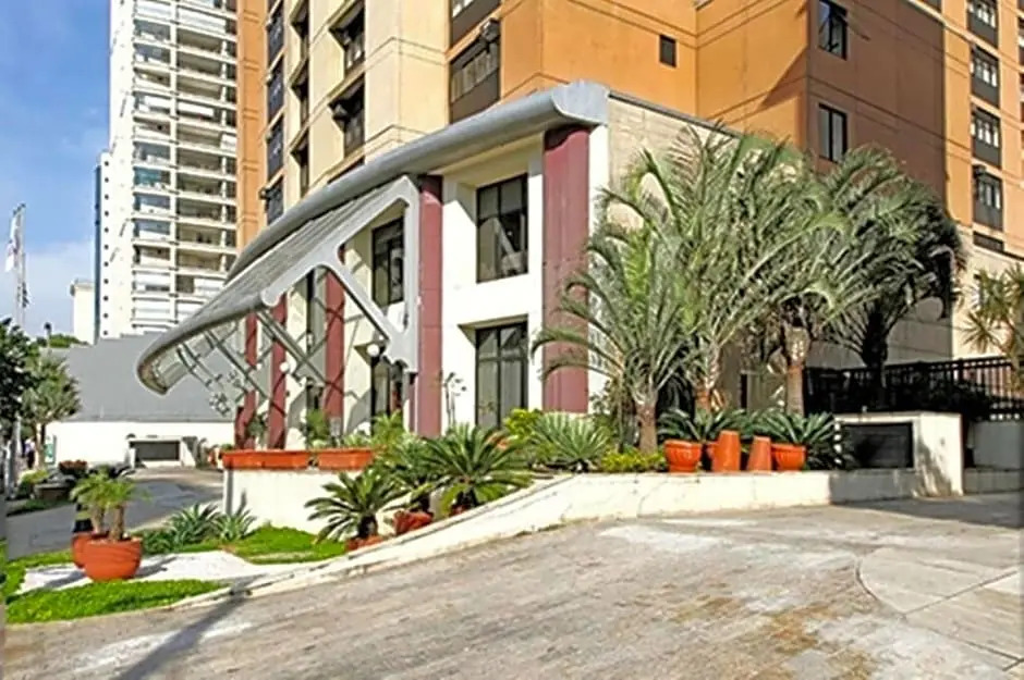 Flat Rua Borges Lagoa 1179 c/ garagem UH1008