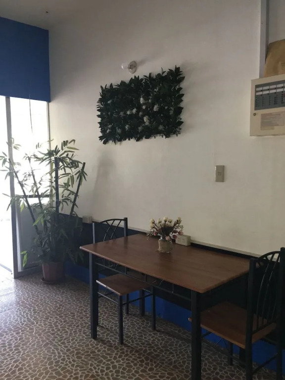 Mimi's Travelers Suites