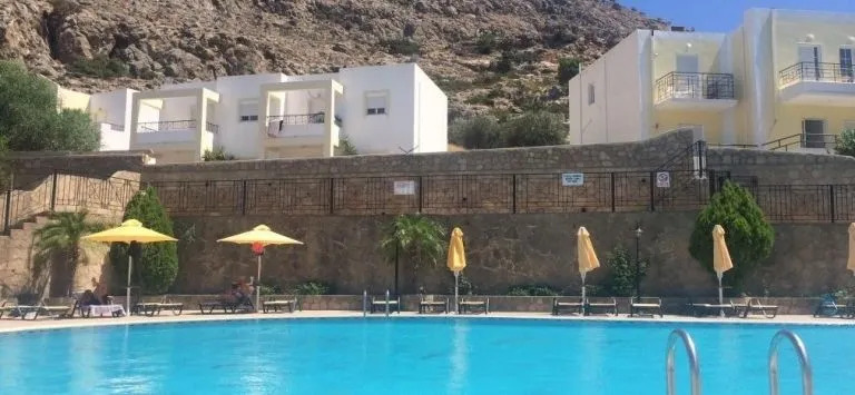 Marianthi Studios & Apartments
