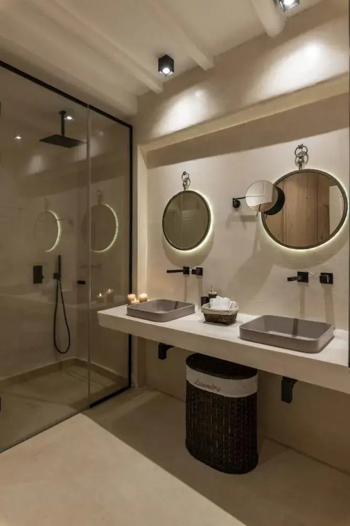 Veneta Suites & Villas
