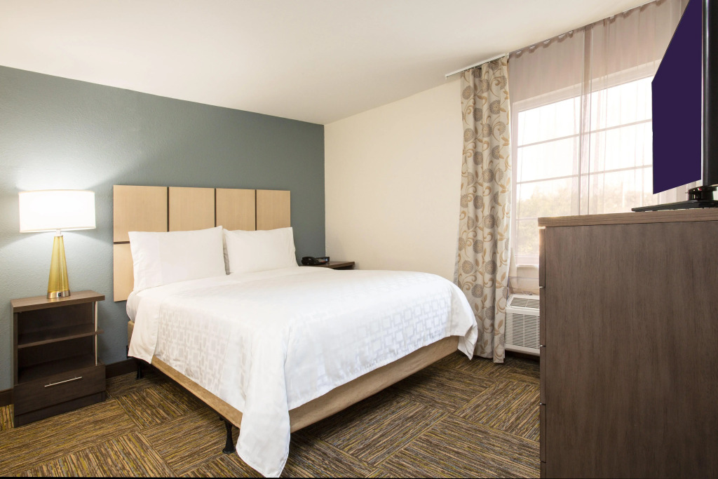 Candlewood Suites Fort Lauderdale Airport-Cruise by IHG