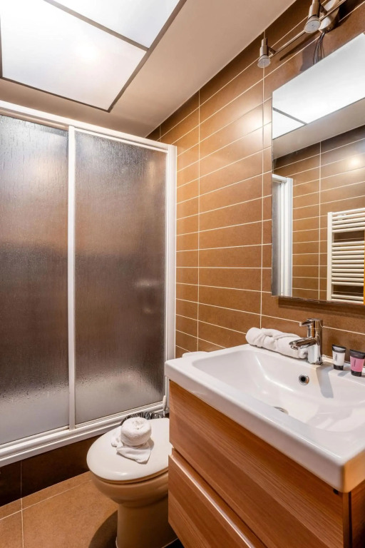 Ronda Sant Pere Private City Center 3Bedroom Suite B