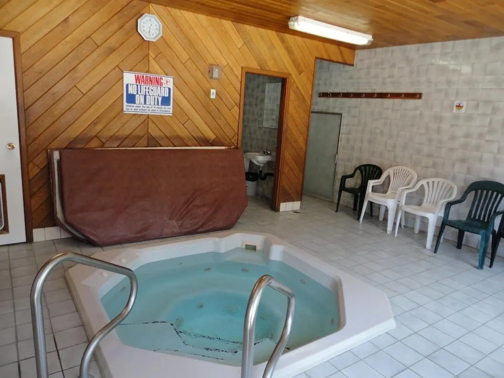 Falcon Resort
