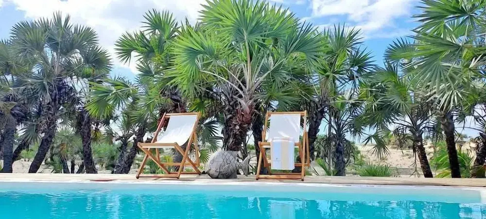 Coral Villa - Beachfront Villa with Private Pool by Karula